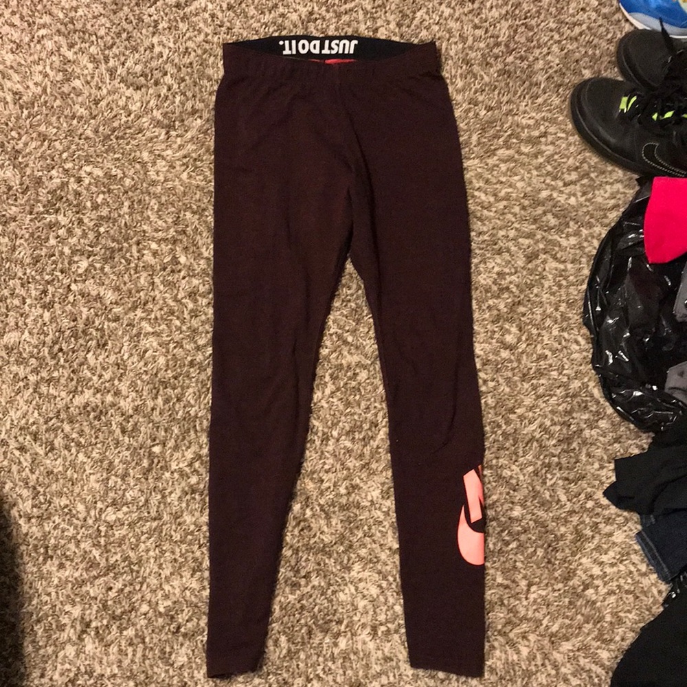 Dark Purple womens Nike leggings size S